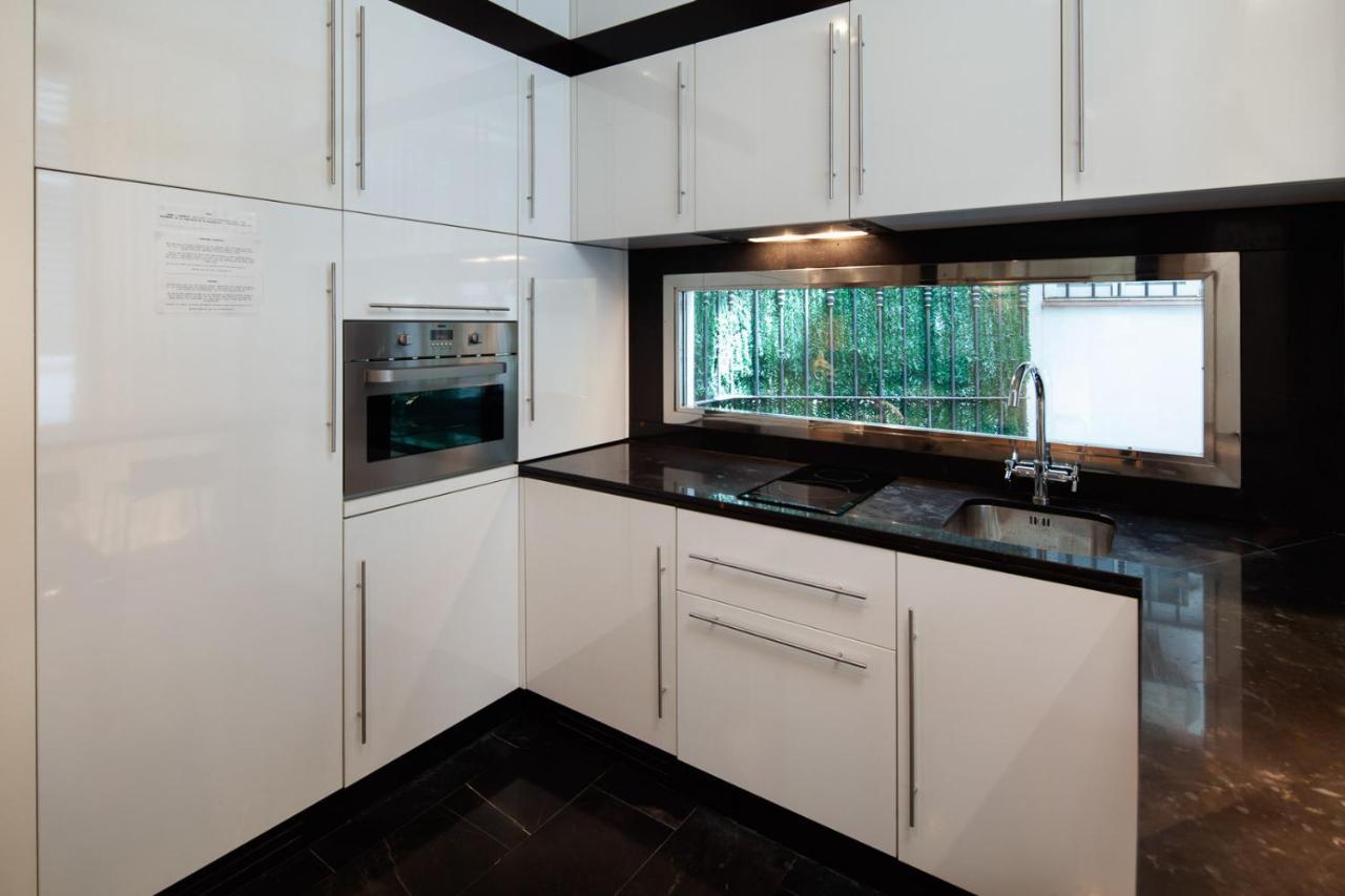 Elegante Apartamento Plaza Constitucion Malaga Ngoại thất bức ảnh